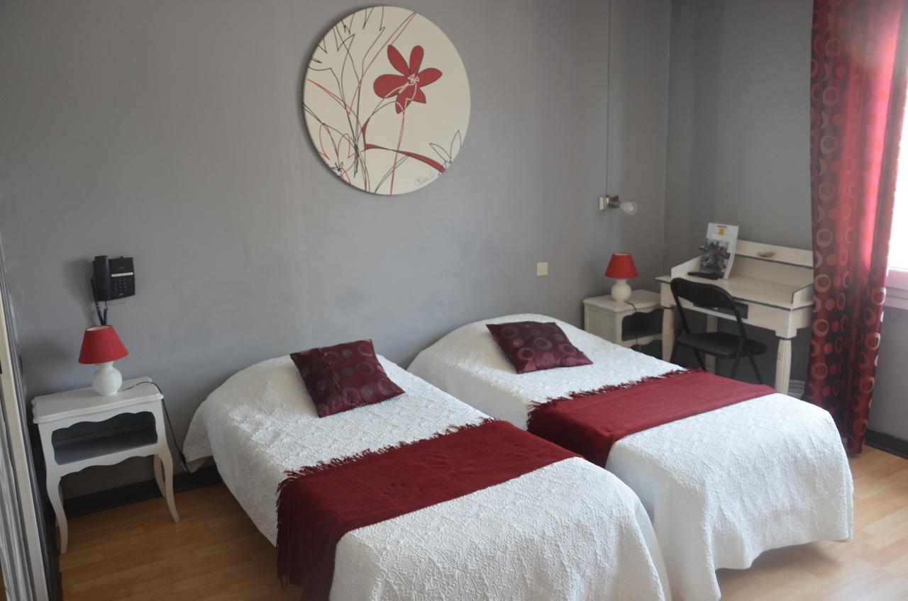 Hotel Le Week-End Plouider エクステリア 写真